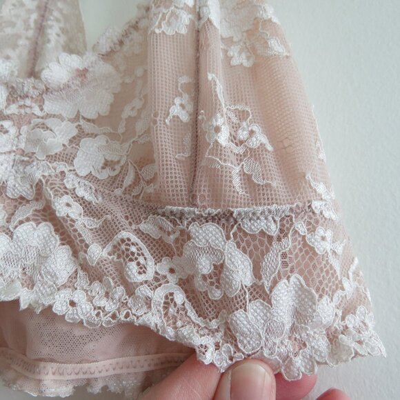 INTIMATELY FREE PEOPLE Galloon Nude Lace Bralette Bra Neutral Boho - Size S - Picture 8 of 14